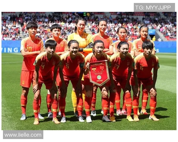 女足世界杯:中国队成功晋级八强,全队表现抢眼展现实力 女足世界杯:中国队成功晋级八强,全队表现抢眼展现实力